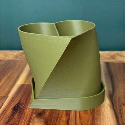 HeartForm Twist Planter
