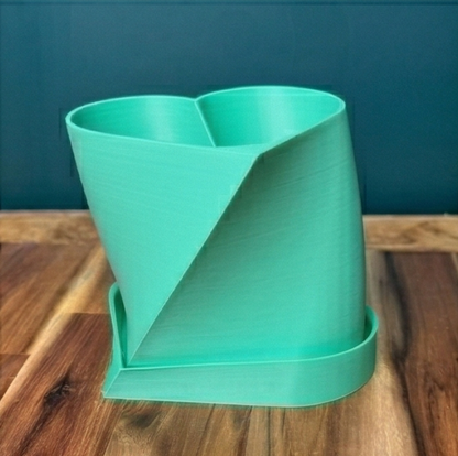 HeartForm Twist Planter