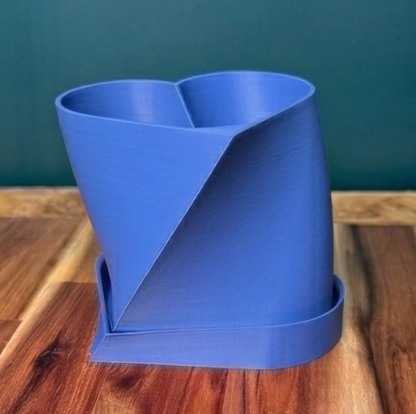 HeartForm Twist Planter