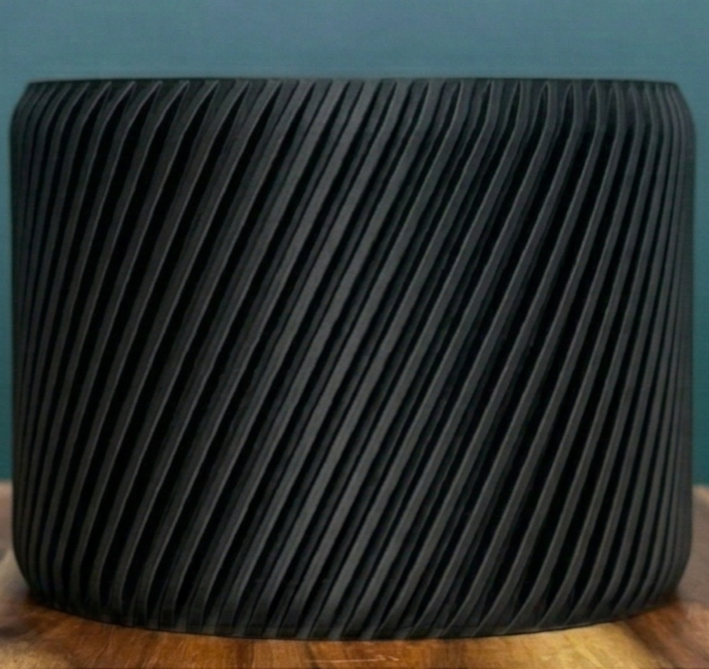 Helix Planter - Full Rib