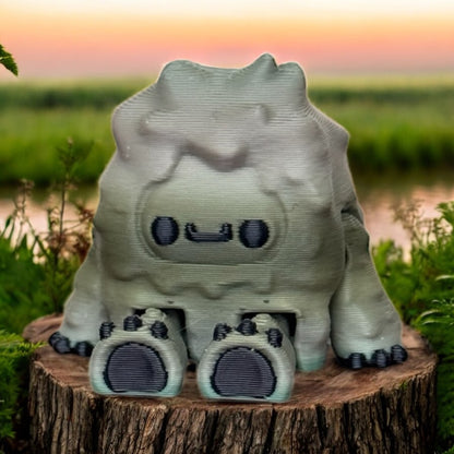 The Mini Yeti Shop – Mini Mythical Figurines for your desk