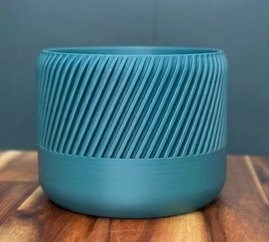 Helix Planter - Foundation